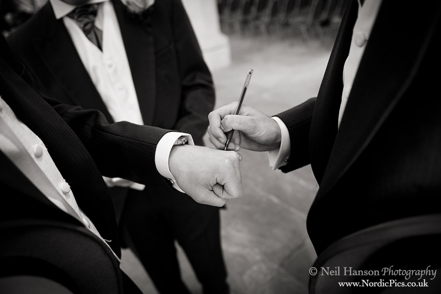 Creative Modern Wedding photography at Oxford Colleges by Neil Hanson