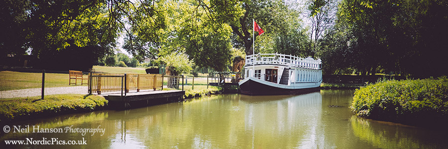 Weddings on the College Barge at The Oxford Thames Four Pillars Hotel