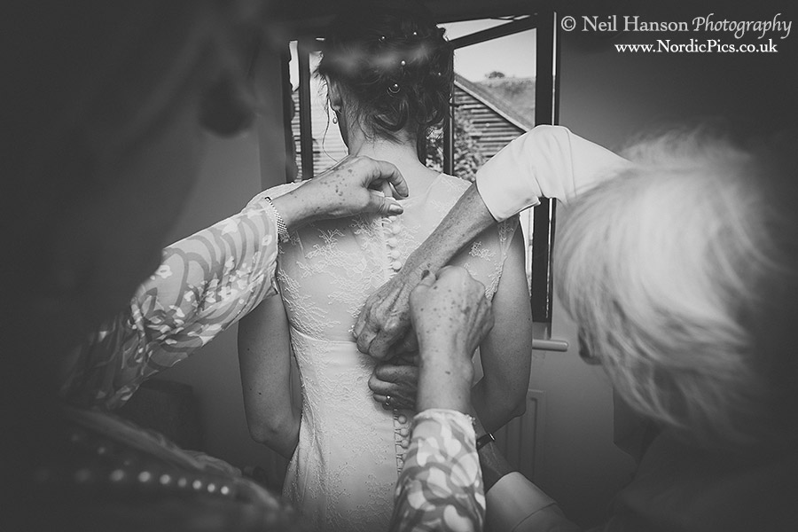 Final Bride preparations on her Wedding Day at The isis Farmhouse Oxford