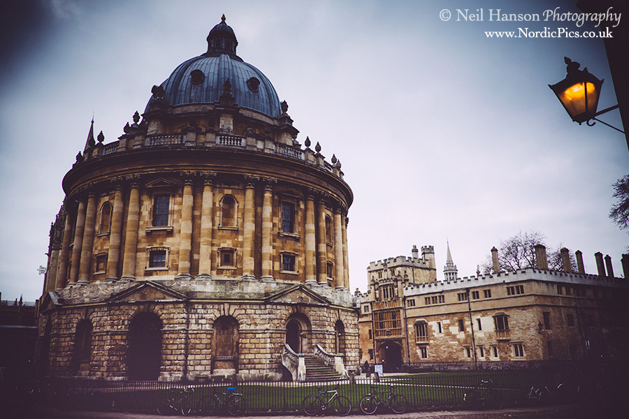 Oxford Radcliffe Camera Engagement photos