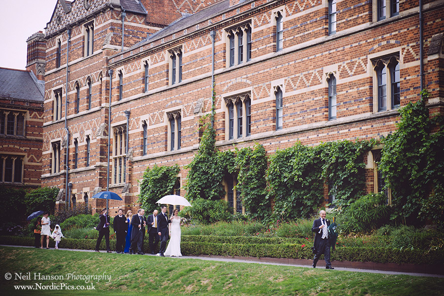 Documentary Wedding photography by Neil Hanson at Keble College Oxford