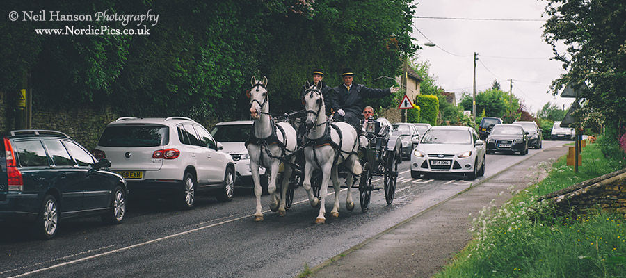 Horse & Carriage arrives at Fulbrook Church