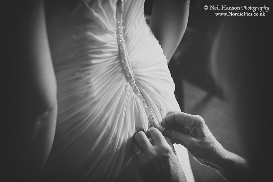 Documentary wedding photography by Neil hanson at Cogges Farm Museum