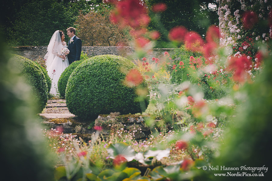Documentary wedding photography by Neil hanson at Caswell House for Catherine & James Wedding day