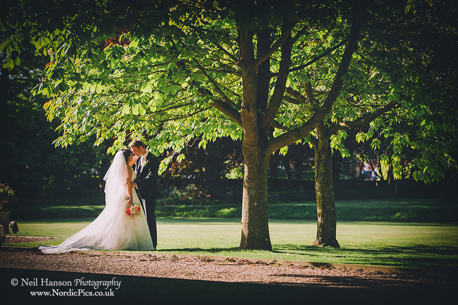 Bride and Groom in the grounds of Ardington House 