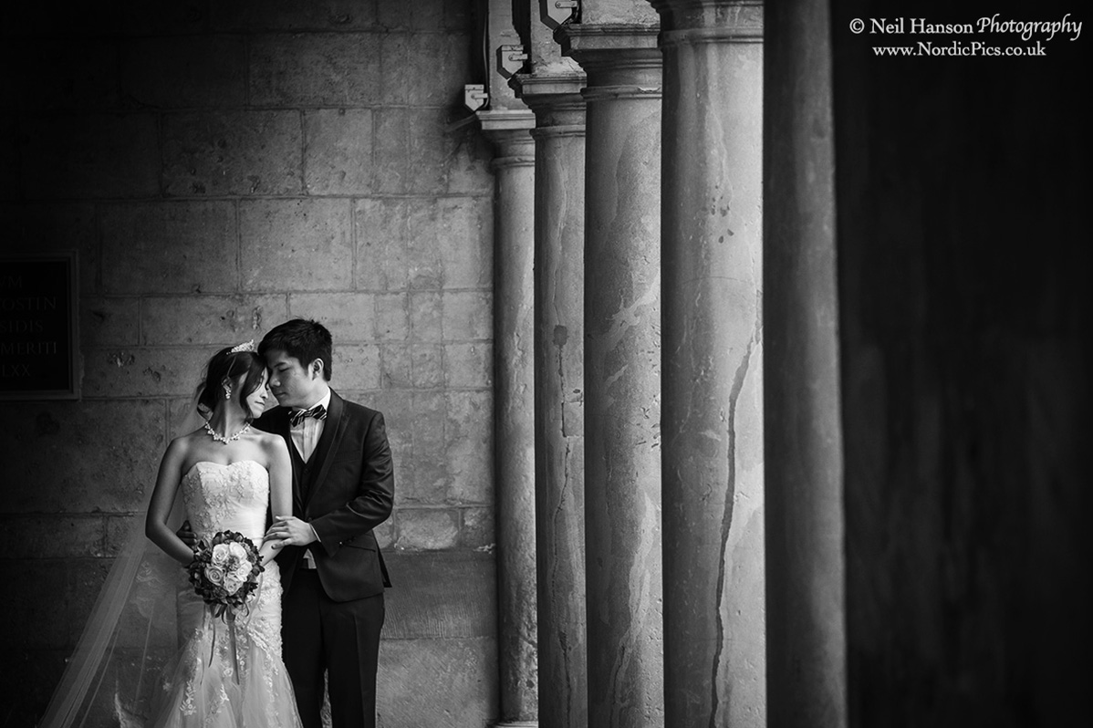 Bride and Groom at St Johns College Oxford