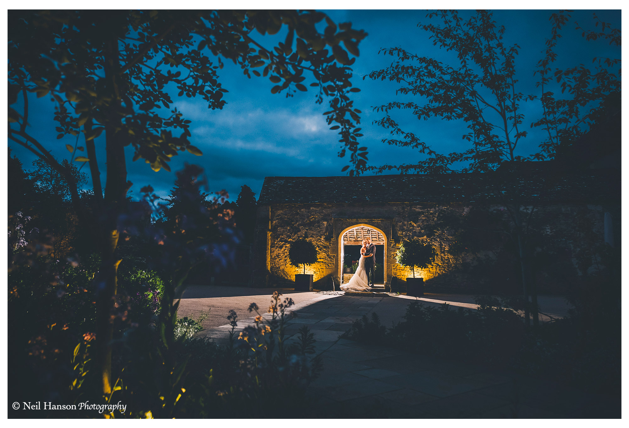 Wedding day at Caswell House in Oxfordshire