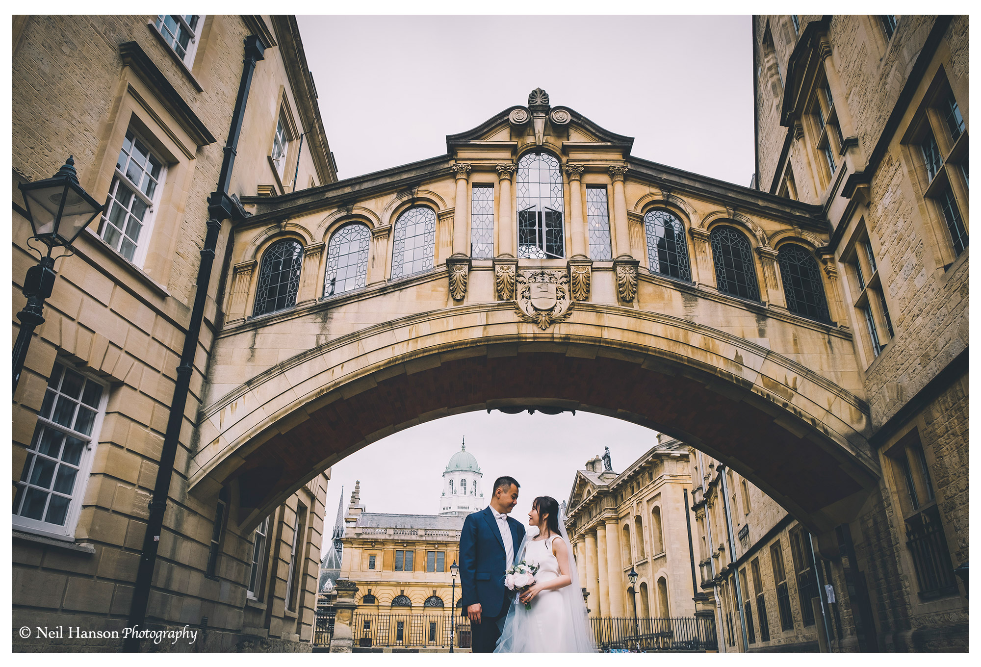 Asian Pre-wedding in Oxford under the Bridge of Sighs